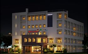 Hotel Niya Regency Thrissur